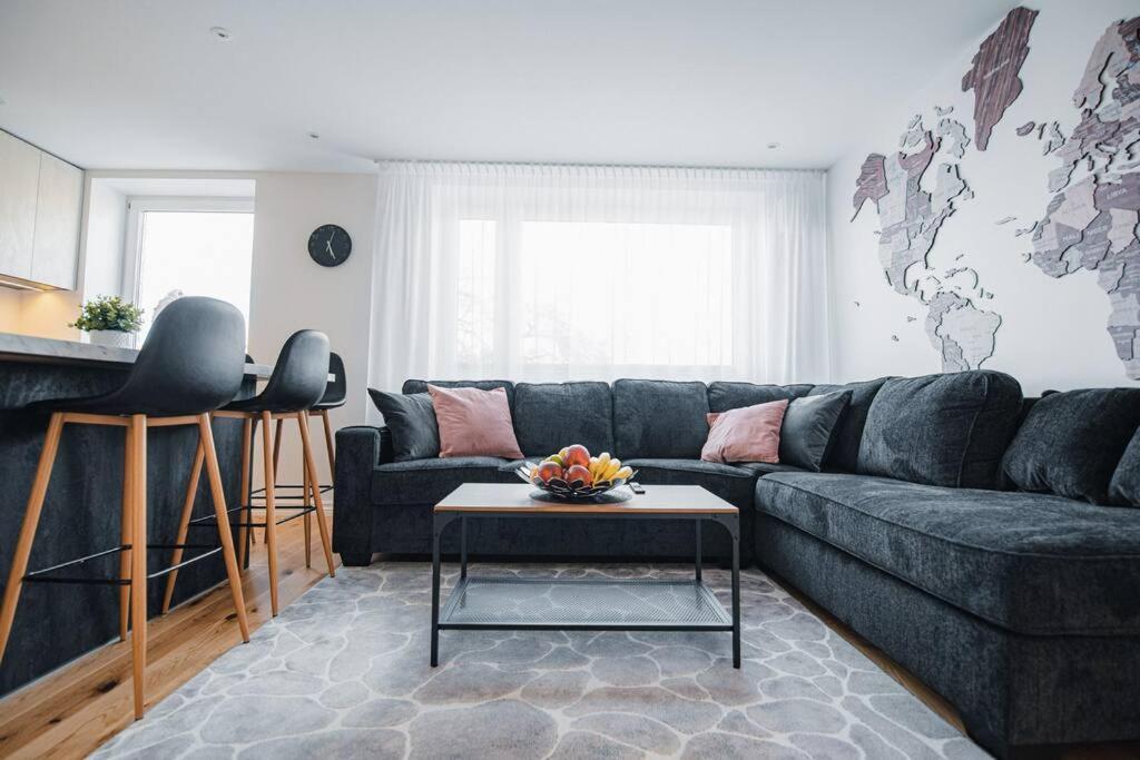 New Luxury 3Br Apartment In Old Town, Free Parking Haapsalu Luaran gambar