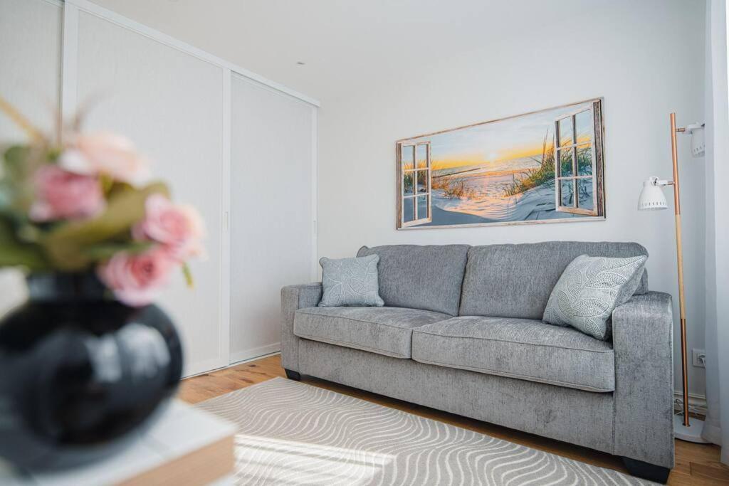 New Luxury 3Br Apartment In Old Town, Free Parking Haapsalu Luaran gambar