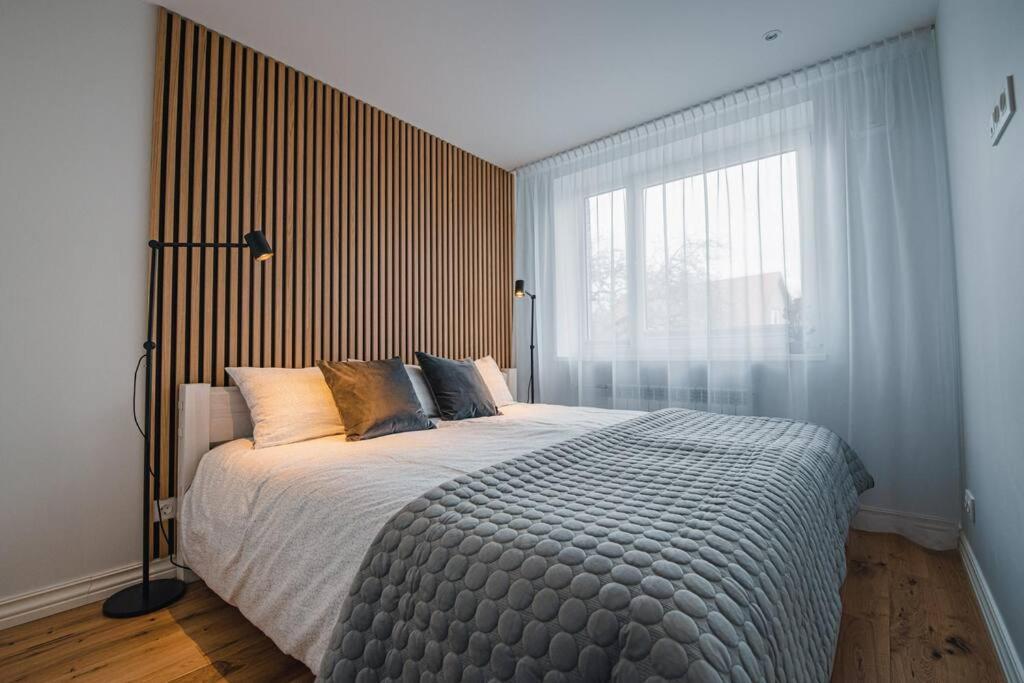 New Luxury 3Br Apartment In Old Town, Free Parking Haapsalu Luaran gambar