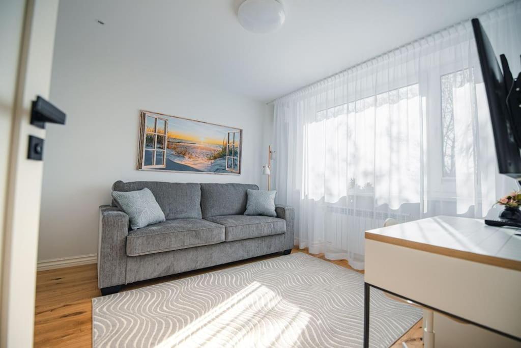 New Luxury 3Br Apartment In Old Town, Free Parking Haapsalu Luaran gambar